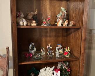 Figurines