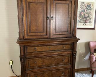 Entertainment center/dresser.
