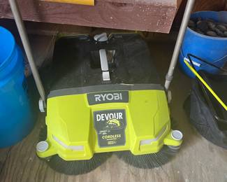 Ryobi cordless sweeper! 