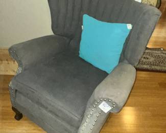 COMFY WING-BACK CHAIR