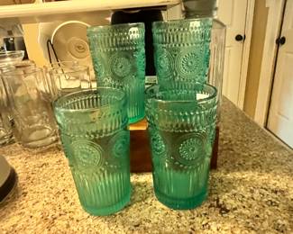 PIONEER WOMAN GLASS TUMBLERS