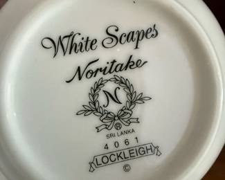 White Scapes Noritake "Lockleigh" Dinnerware Set
