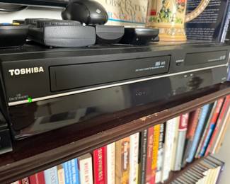 Toshiba VHS/DVD Player