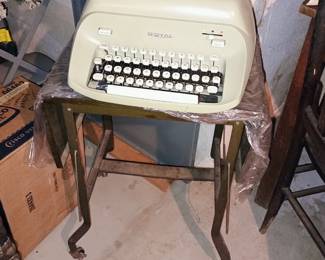 Vintage Royal typewriter 