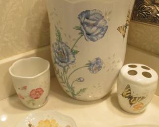 Lenox Butterfly Meadow Bath Set