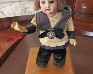 1910 Armand Marseille 560 am bisque head doll