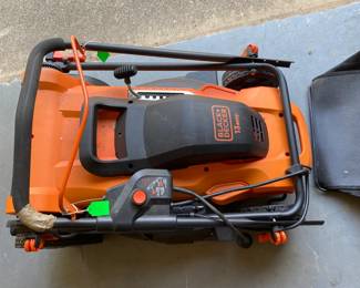 Black and Decker electric mower, 13 amp