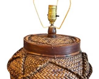 Vintage Woven Basket Table Lamp