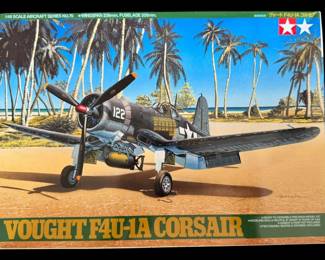 148 Scale Vought F4U1A Cosair Model Kit