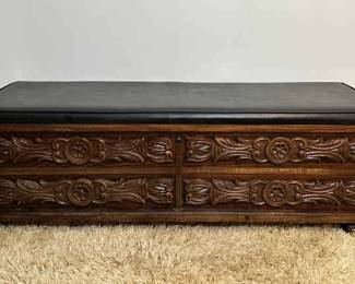 LANE Altavista Cedar Blanket Box