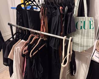 women's clothing in sizes from XXS all the way to 2X and 3X