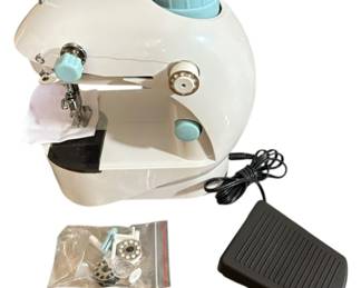 Mini Sewing Machine