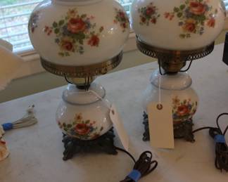 PAIR OF VINTAGE LAMPS