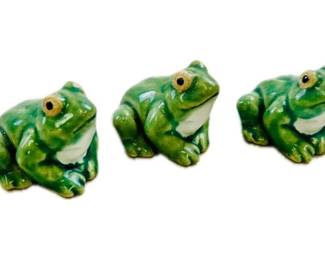 Pottery Frog Figures