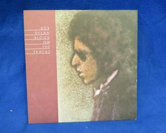 Lot 25. Bob Dylan Highway Blood on the Tracks LP. The record appears to be in excellent condition
