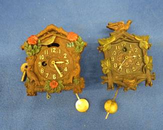 Lot 208. Two vintage Keebler clocks for parts or repair