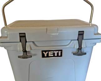 Yeti Ice Cooler Box