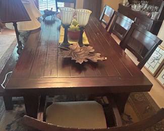 High end larger dining table. Seats 12