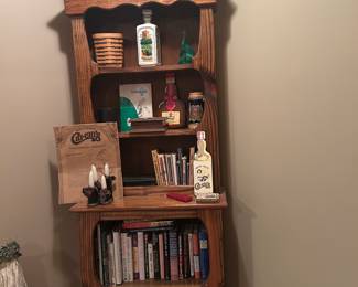 Shabby corner hutch 