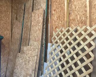 Particle board 