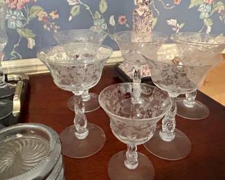 Cambridge Glass, Chantilly Pattern