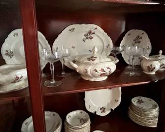 Rosenthal "Moss Rose", Pompadour China