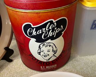 Charles chips tin