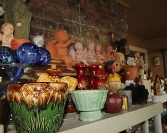 Cherubs & pottery