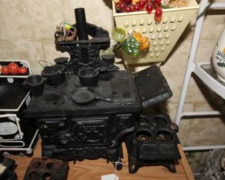 Salesman Sample Cast Iron Stove