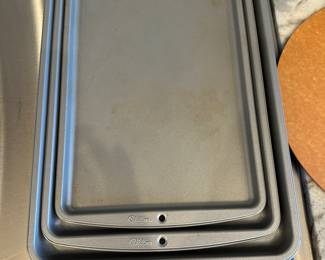 Set of 3 Wilton sheet pans $10