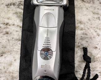 Braun electric shaver $10