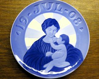 Rare 1st Royal Copenhagen Christmas plate!