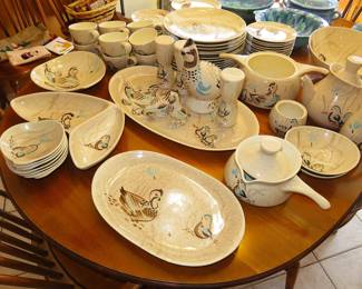 Red Wing "Bobwhite" dish ware