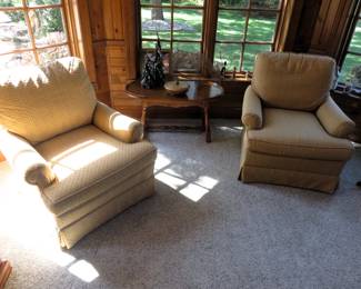 Howard Miller chairs