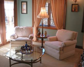 Kindel lounge chairs