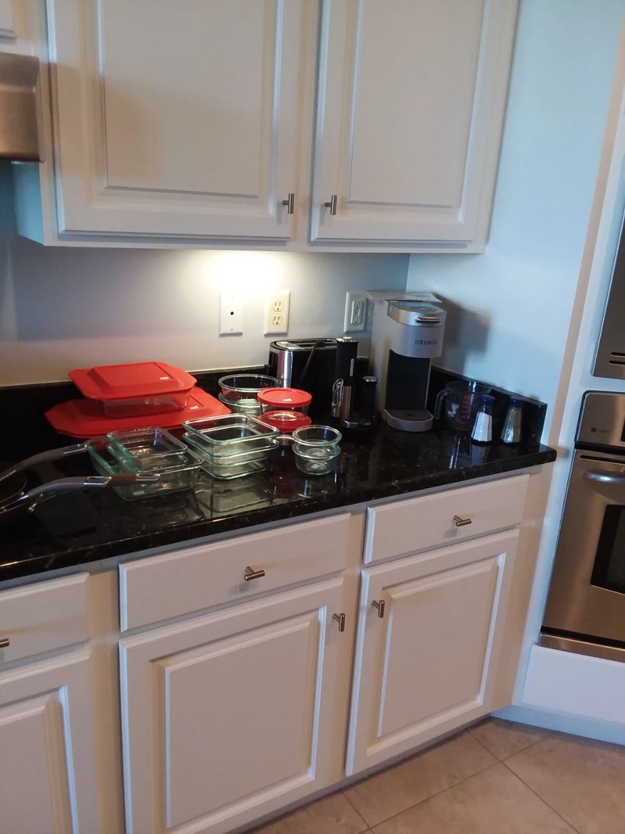 Misc. cookware available 