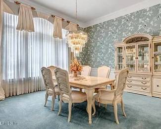 Dining set, china hutch