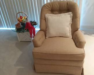 Side chair