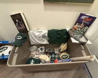 Jets memoribilia some signed