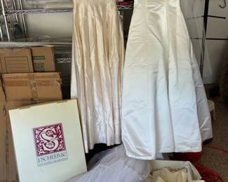 HA184VWedding Gowns  Accessories 