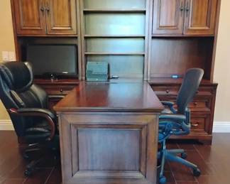 HA173V7 Piece Dark Wood Office Desk 
