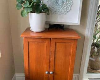 HA113Cabinet And Decor