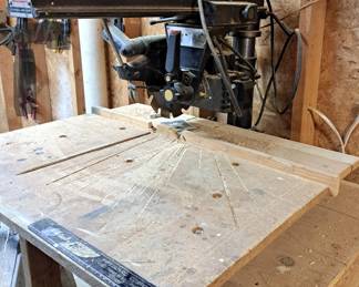RADIAL ARM SAW