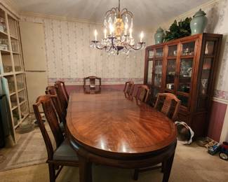 Vintage Century Chin Hua Collection Chinoiserie Style: 4 door large China cabinet, banquet style dining table with two leaves eight chairs (2 arm) 
