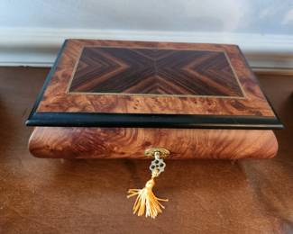 Reuge Italian Music Box