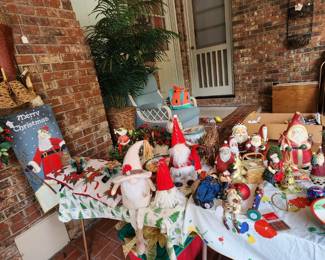 Christmas Gnomes, Florals