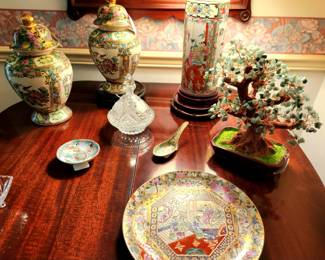 Feng Shui Gemstone Money tree, 2 Rose Medallion Ginger Jars and Lamp 