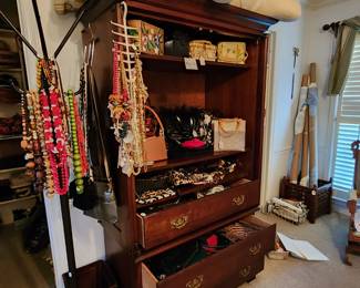 HUGE Selection of Pocket Books, All styles 
