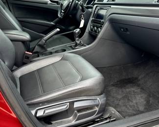 auctioncompanykc.com