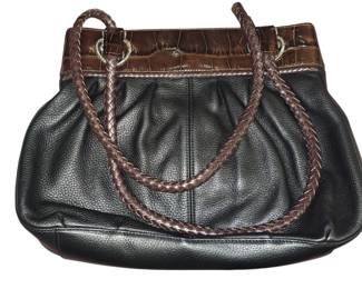 auctioncompanykc.com